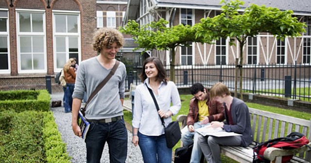 How to Plan Your Job Hunt After Studying Abroad