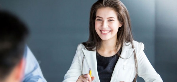 How to Dress for a Job Interview – on a Budget