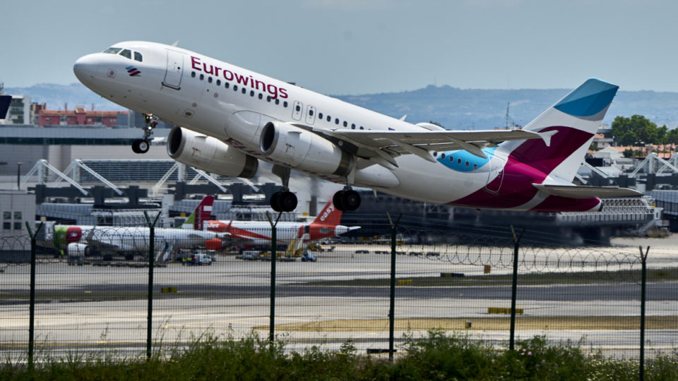 Europe to open to vaccinated tourists and expand its list of ‘COVID-safe’ countries